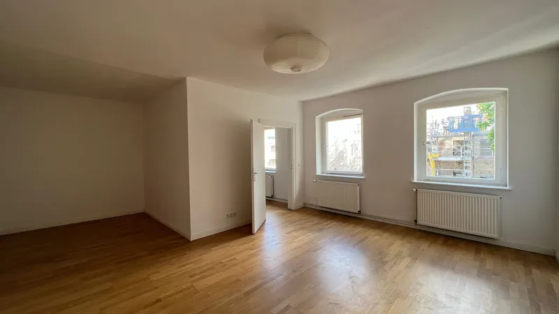 1-Zimmerwohnung mit EBK im ruhigen Innenhof ! — photo 1